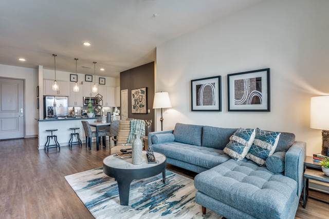 Studio apartment at Mercer 1900 Apartments in Farmers Branch, TX